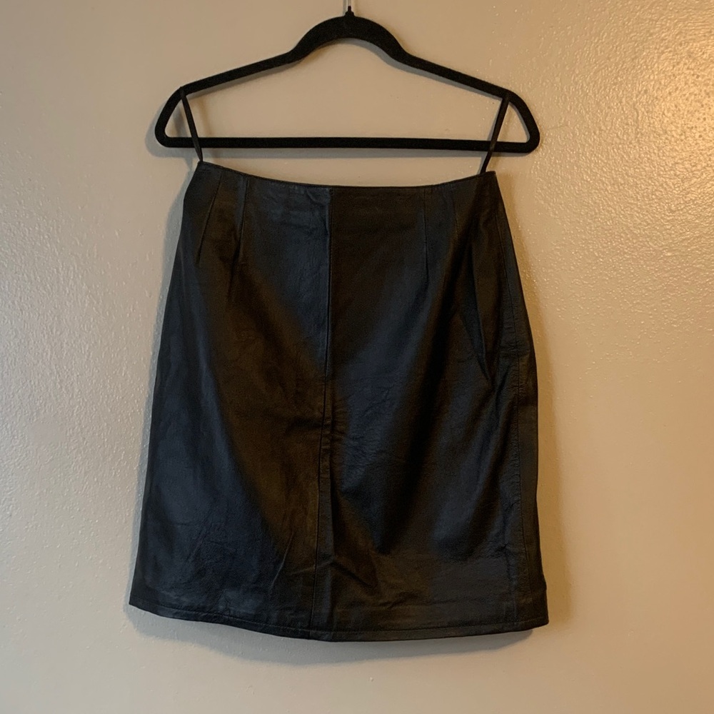 Clio Genuine Vintage Black Leather Skirt Size 8